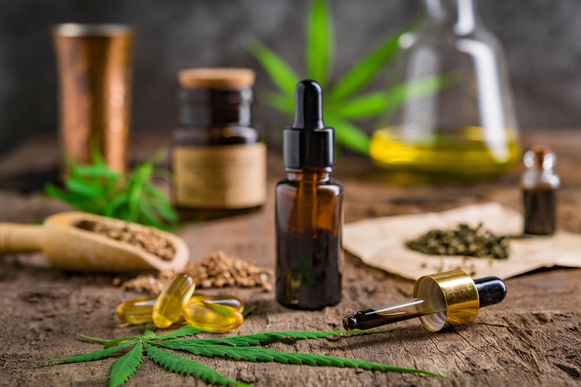 cbd juice in a small bottle